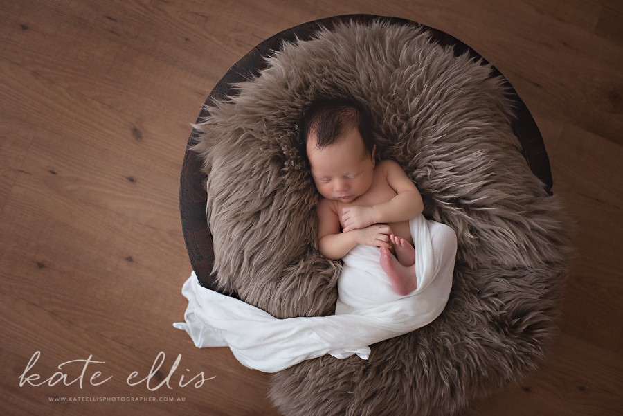 a Adelaide newborn photogrpapher
